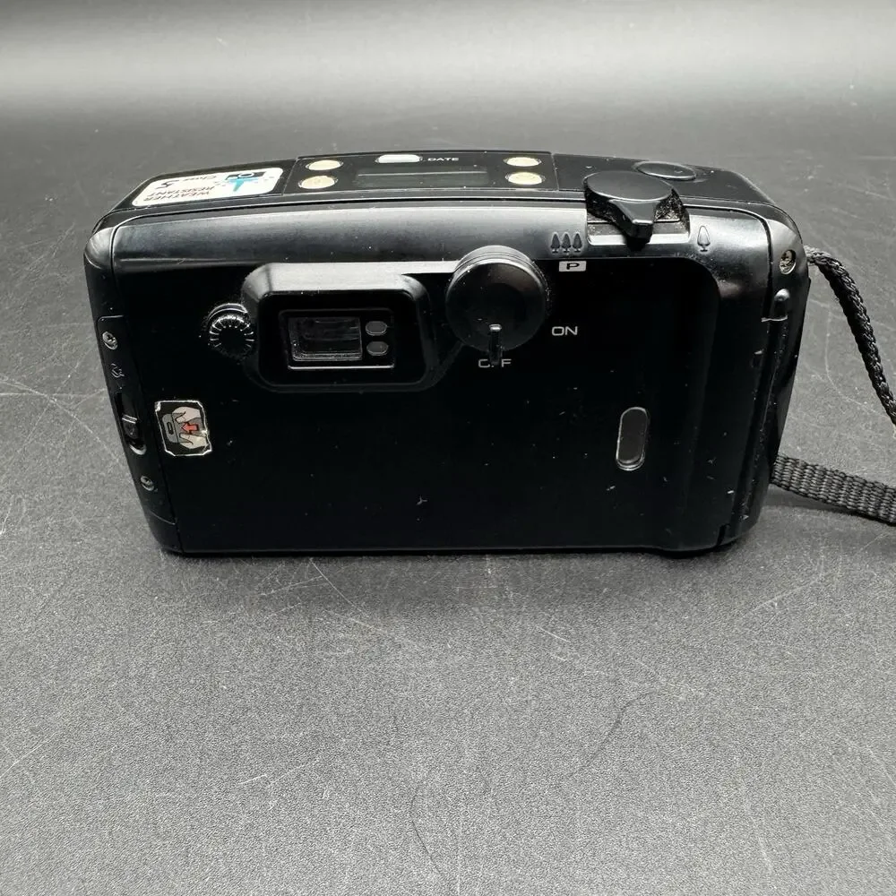 Vintage Pentax IQZoom 105WR 38mm-105mm Point Shoot Film Camera Works With Case